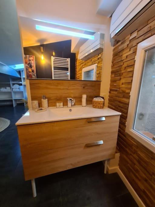 La Casa Cosy Love, Avec Jacuzzi Et Sauna Prives Palau-del-Vidre エクステリア 写真